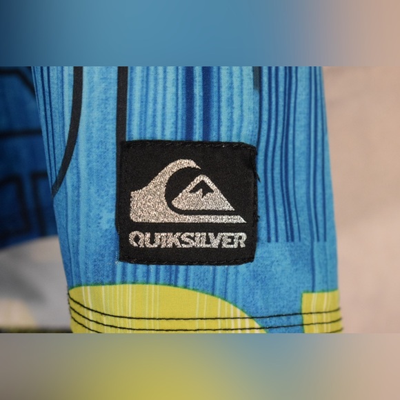 Vintage Quicksilver Board Shorts Blue All Over Print AQYBS00426 Mens Size 33 - Picture 4 of 4